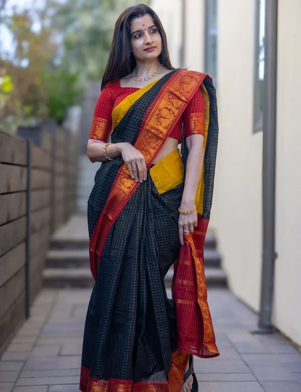 Black_Premium_Cotton_Saree_For_Women
