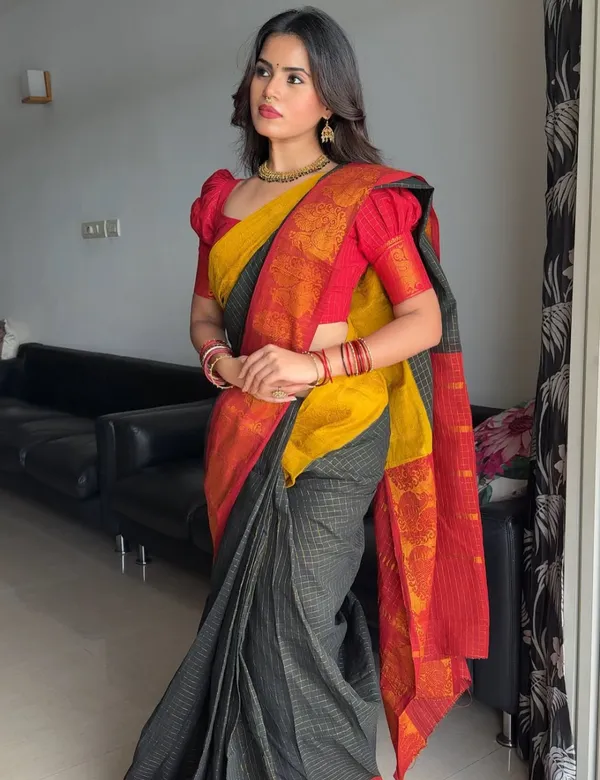 Black_Premium_Cotton_Saree_For_Women