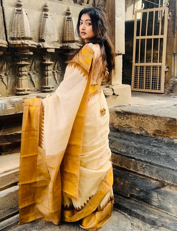 Cream_Premium_Cotton_Saree_For_Women