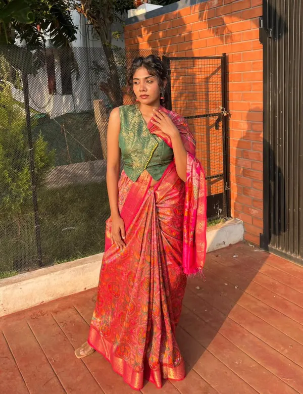 Pink_Premium_Patola_Silk_Saree_For_Women