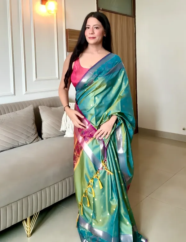 Green_Semi_Silk_Pochampally_Saree