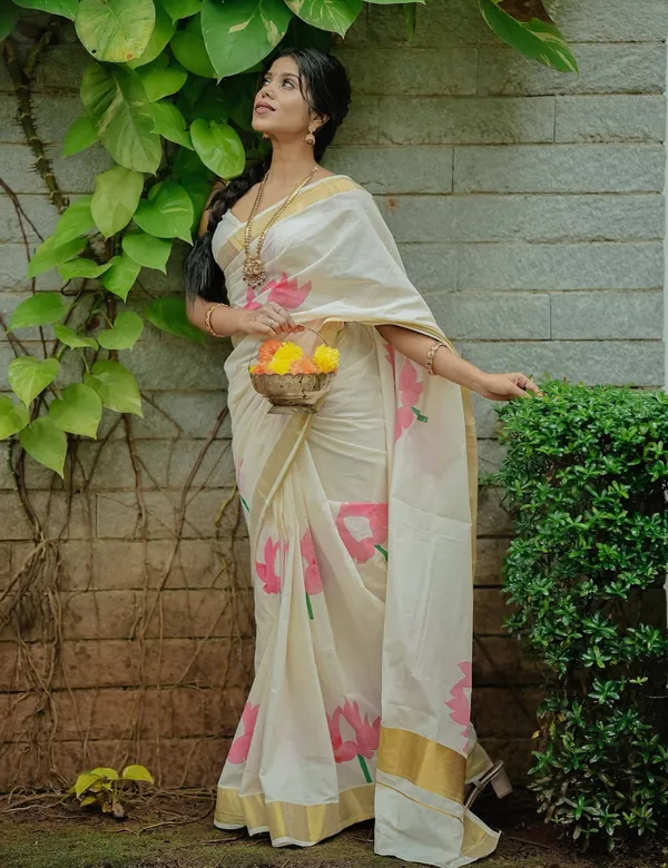 White_Premium_Cotton_Saree_For_Women