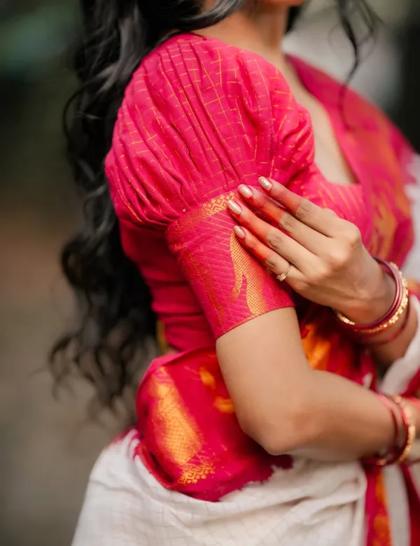 White_&_Red_Premium_Cotton_Saree_For_Women