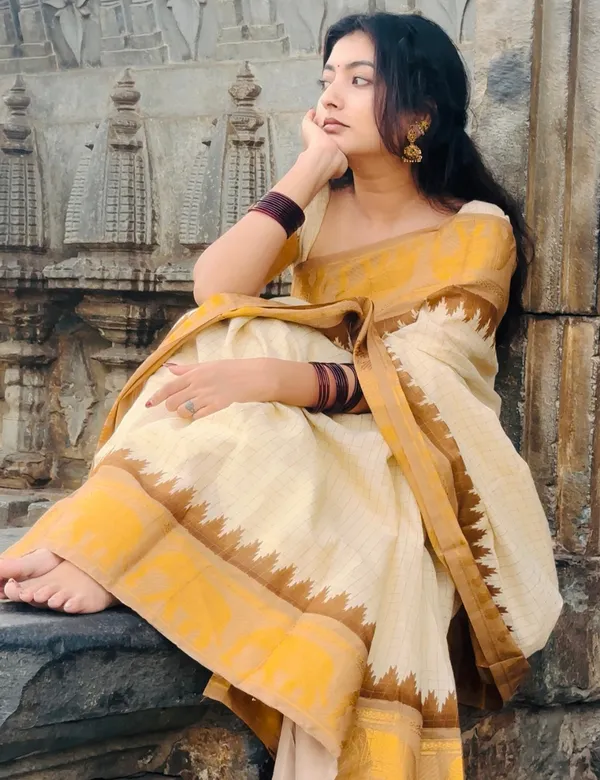 Cream_Premium_Cotton_Saree_For_Women