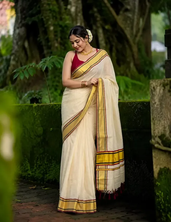 Maroon_&_Black_Micro_Checks_Kasavu_Cotton_Saree_For_Women
