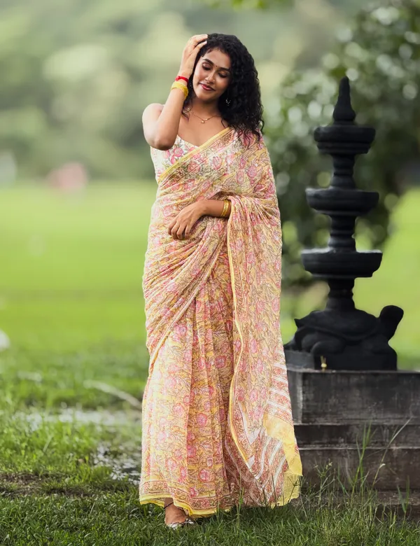 Yellow_Handblock_Kota_Doria_Saree_For_Women