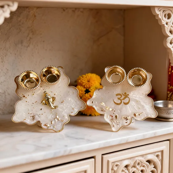 Resin_Devotional_Lotus_Om_Diya_Holder_Set