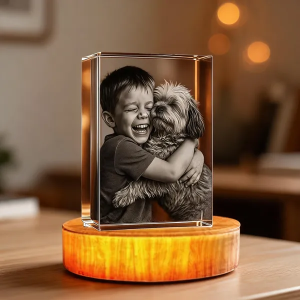 Crystal_Glass_3D_Photo_Block_With_Illuminated_Base