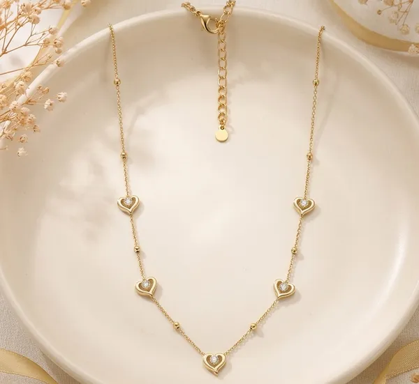 Gold_Stainless_Steel_Heart_Motif_Clear_Stone_Necklace_For_Women