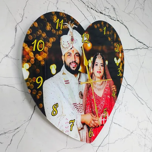 Multicolor_Acrylic_Heart_Shape_Wedding_Photo_Wall_Clock