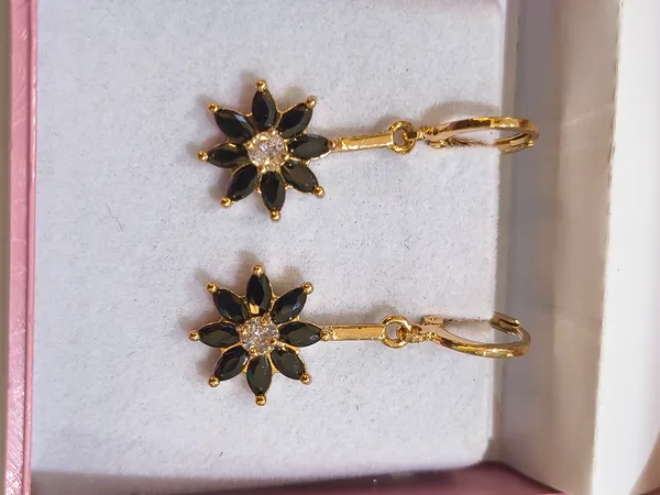 Gold_&_Green_CZ_Diamond_With_Plating_Earrings_For_Women