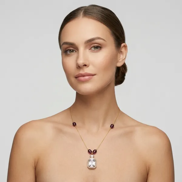 Gold_Copper_Alloy_Necklace_For_Women