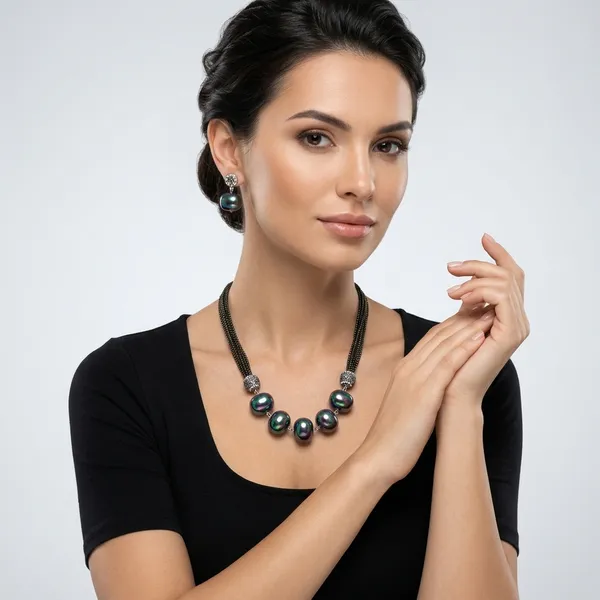 Gold_MOP_Pearl_Necklace_Set_For_Women