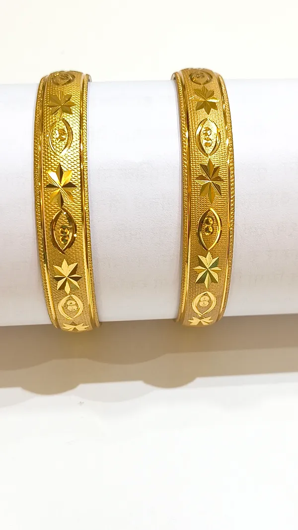 Gold_Copper_Alloy_Bangles_For_Women