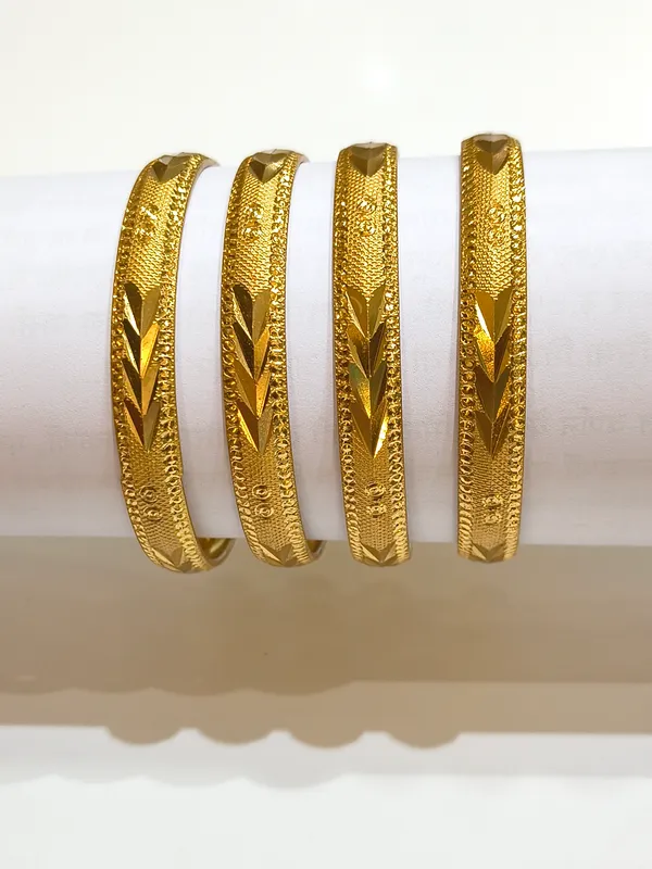 Gold_Copper_Alloy_Bangles_For_Women