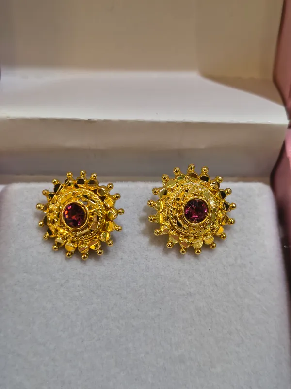 Gold_&_Maroon_Copper_Alloy_Earrings_For_Women