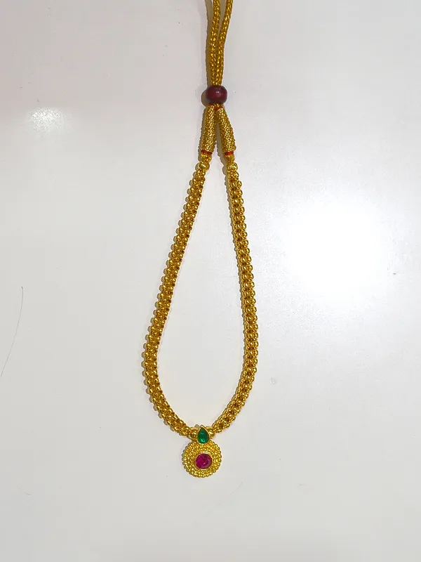 Off_White_&_Pink_Gold_Plated_Necklace_For_Women