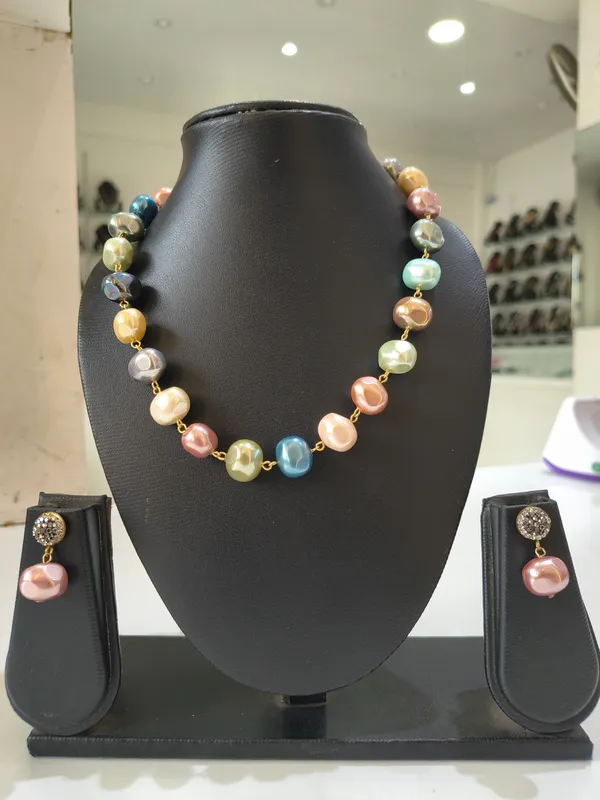 Multicolor_MOP_Japanese_Pearl_And_Copper_Alloy_Necklace_Set_For_Women