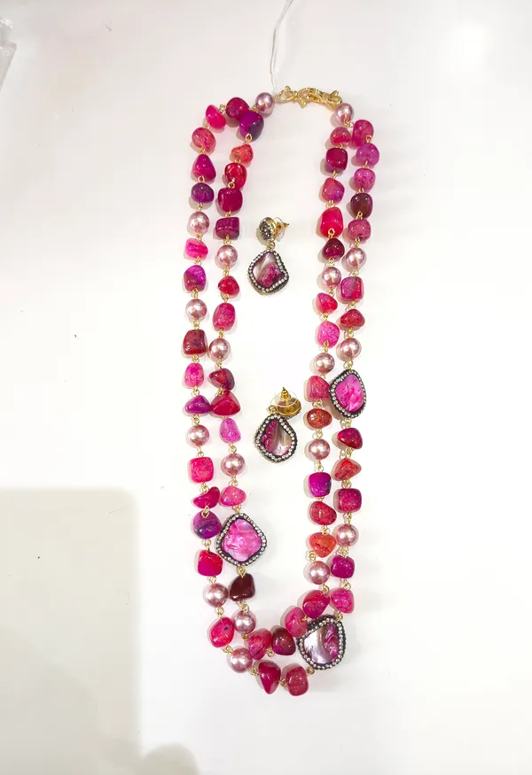 Pink_Semi_Precious_Stones_And_Copper_Alloy_Necklace_Set_For_Women