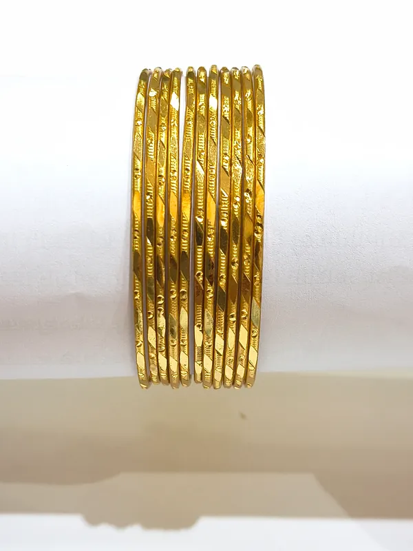 Gold_Copper_Alloy_Bangles_For_Women