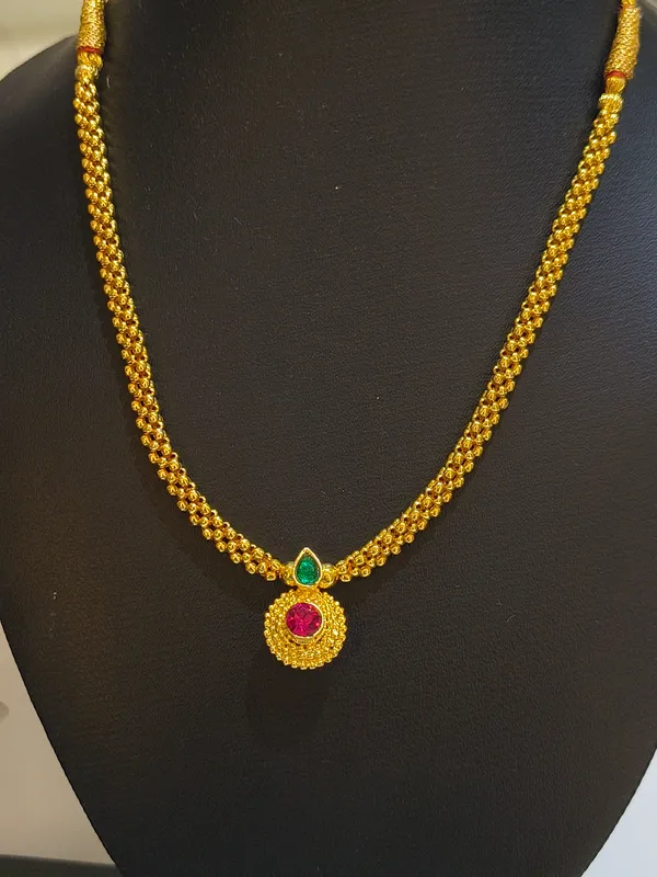Off_White_&_Pink_Gold_Plated_Necklace_For_Women
