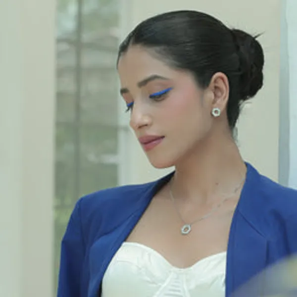 Hexa_Bling_Necklace_With_Earring