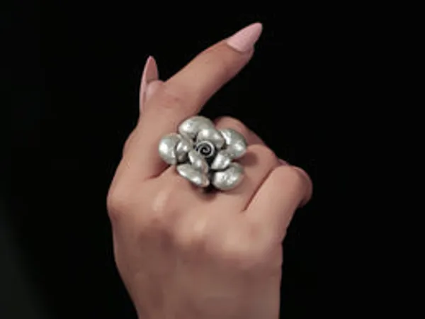 Hammered_Rose_Ring