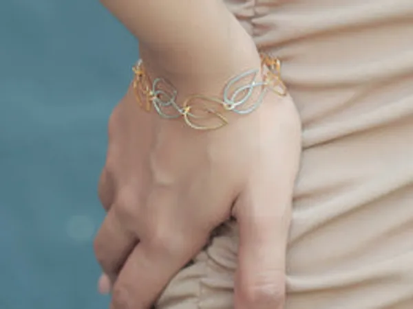 Distorted_Lotus_Bracelet