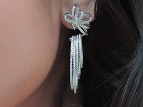 Delusional_Earring