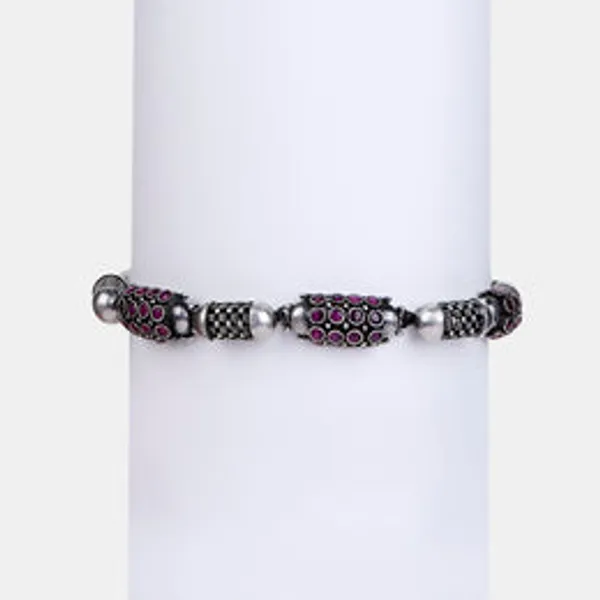 Capsule_Choker