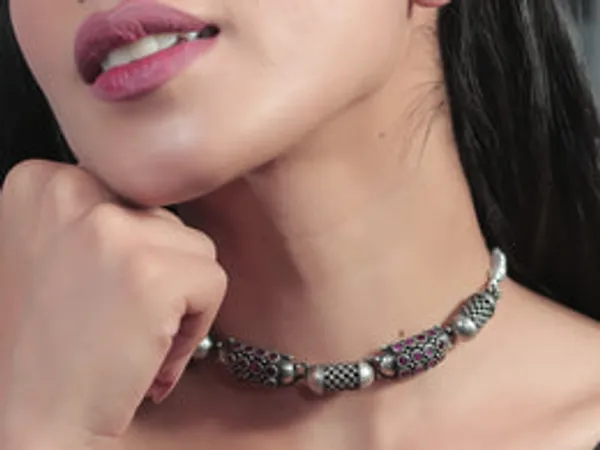 Capsule_Choker