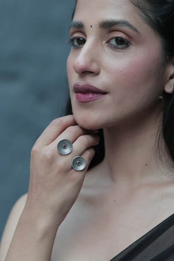 Silver_Sterling_Silver_Gramophone_Ring_For_Women