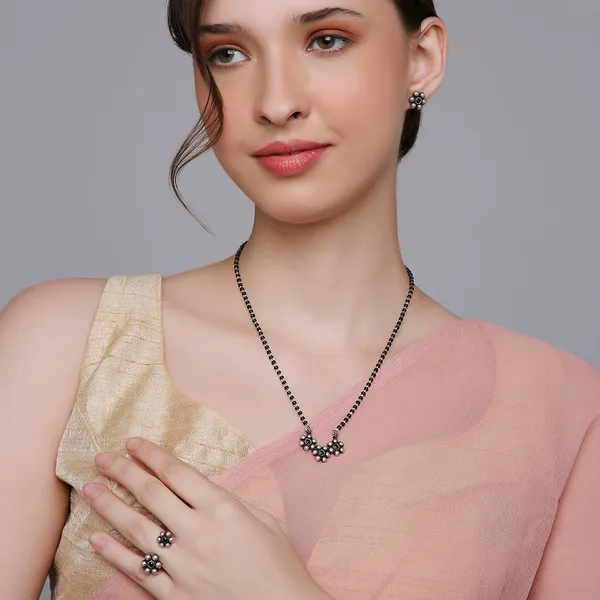 Silver_Sterling_Silver_Marathmula_Mangalsutra_For_Women