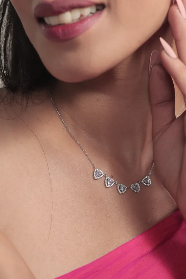 Silver_Sterling_Silver_Triangle_Chain_Necklace_For_Women