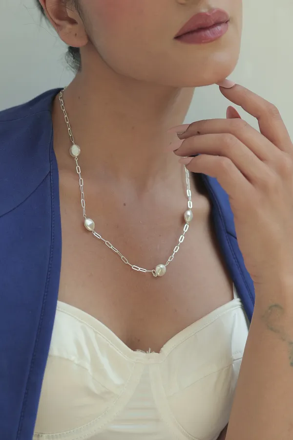 Silver_Sterling_Silver_Delicate_Chain_Necklace_For_Women