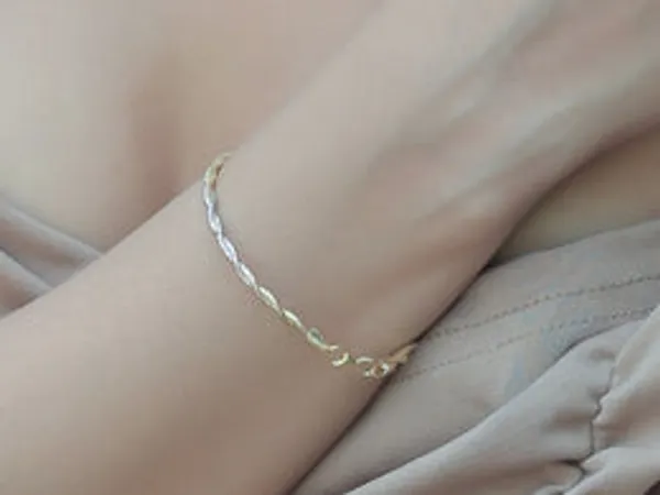 Twist_And_Turn_Bracelet