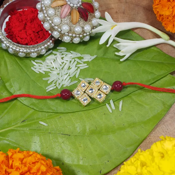 Gold_Plated_Ethnic_Designer_Kundan_Pearl_Rakhi_for_Brother/Men