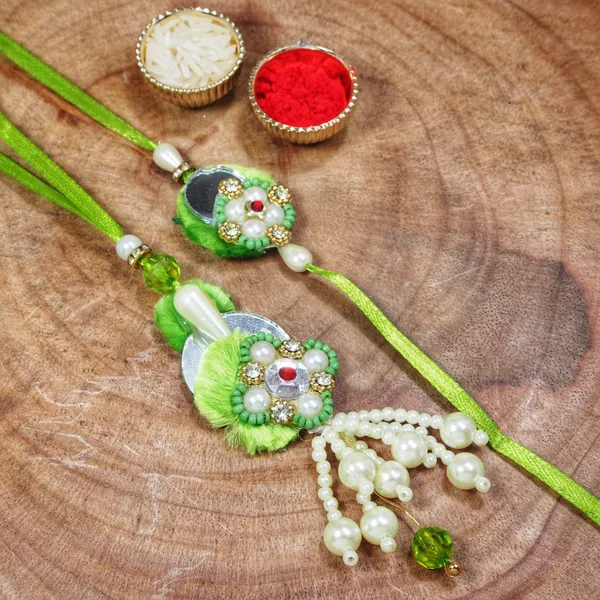 Green_Thread_Beaded_Rakhi_For_Raksha_Bandhan_For_Bhaiya_And_Bhabhi
