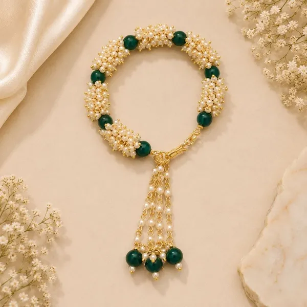 Gold_Plated_Hanging_Pearl_Studded_Bracelet