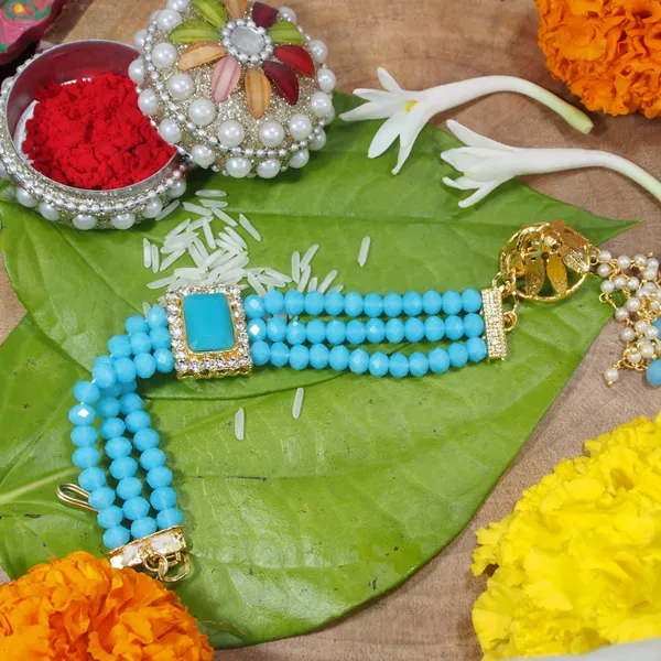 Gold_Plated_Hanging_Pearl_Studded_Bracele