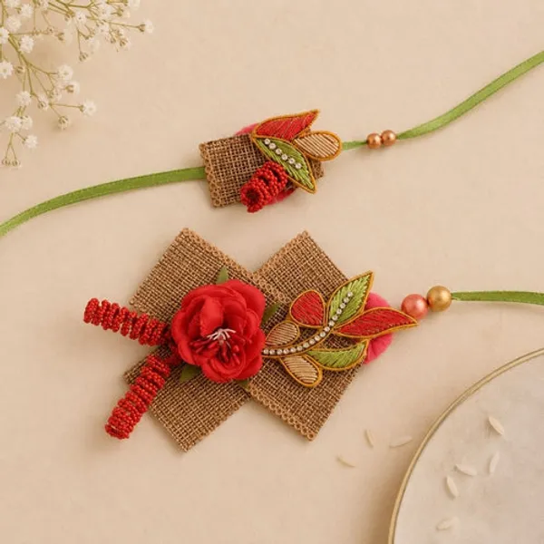 Red_Green_Pearl_Flower_Shaped_Bhaiya_Bhabhi_Rakhi_With_Roli_Chawal
