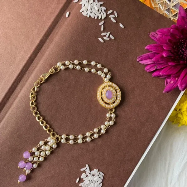 Alluring_Pearl_&_Kundan_Bracele
