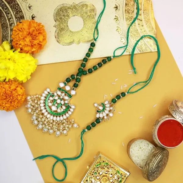Designer_Bhaiya_Bhabhi_Hanging_Lumba_&_Rakhi_Combo_Set