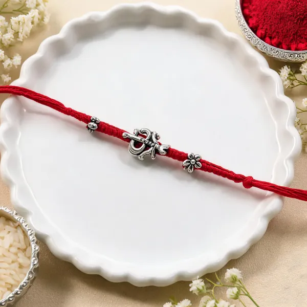 Red_Thread_Beaded_Rakhi_For_Raksha_Bandhan_For_Brother