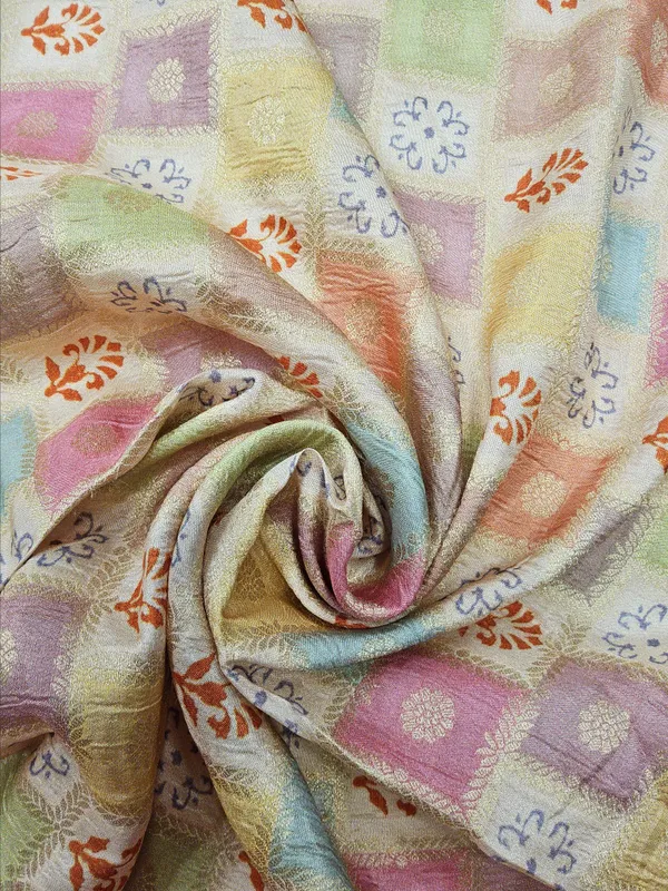 Cream_Base_Viscose_Fabrics_For_Women