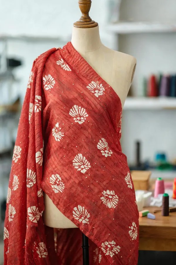 Red_Mul_Silk_Fabrics_For_Women