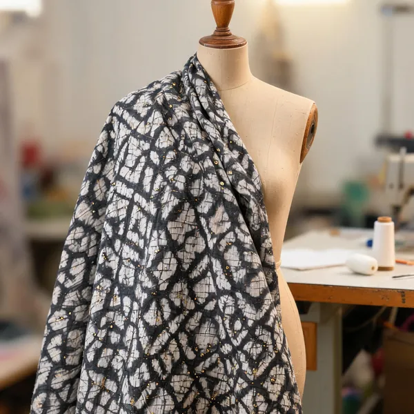 Black_And_Off-White_Linen_Fabrics_For_Women