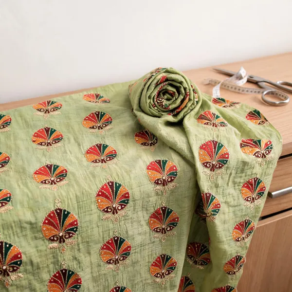 Pale_Green_Slub_Silk_Fabrics_For_Women
