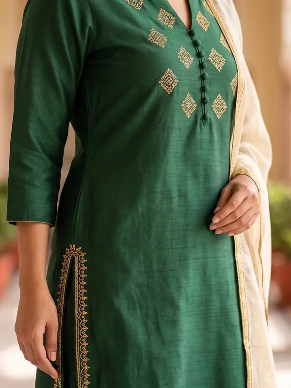The_Emerald_Buta_Salwar_Suit_Set
