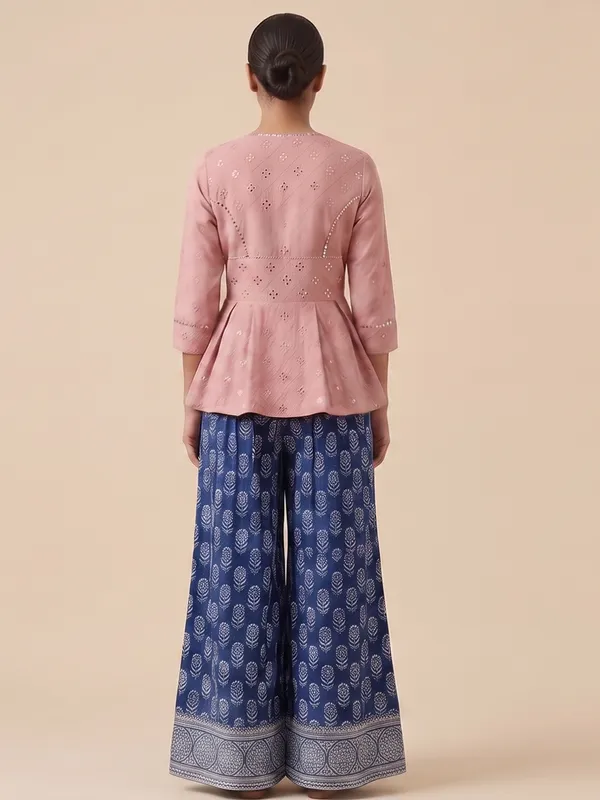 The_Jaipuri_Rose_Geometric_Peplum_Farshi_Set